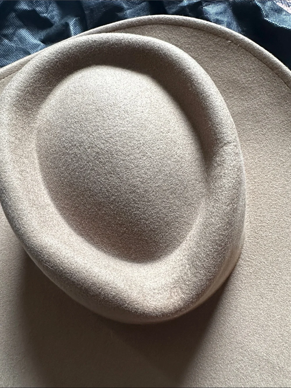 Gigi Pip Felt Hat in Camel